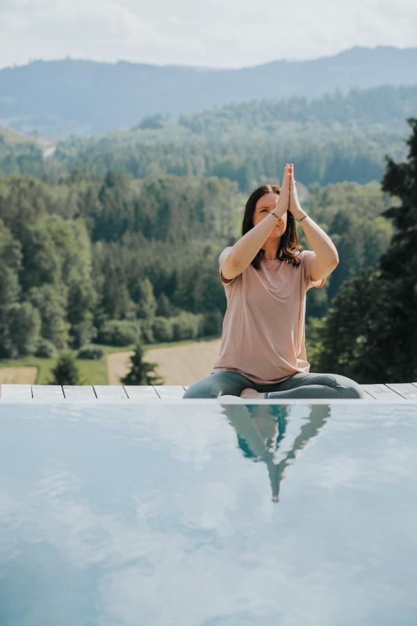 Am Wildbachberg - Luxus Ferienhaeuser Mit Infinitypool, Privatsauna Und Weinkeller دويتشلاندزبرغ المظهر الخارجي الصورة