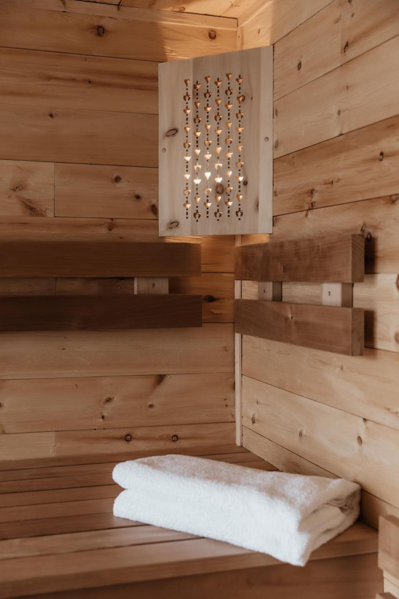Am Wildbachberg - Luxus Ferienhaeuser Mit Infinitypool, Privatsauna Und Weinkeller دويتشلاندزبرغ المظهر الخارجي الصورة