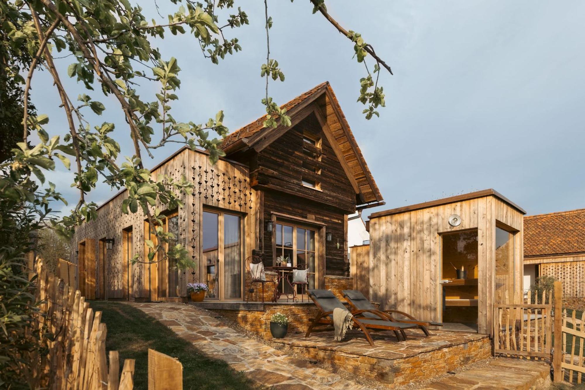 Am Wildbachberg - Luxus Ferienhaeuser Mit Infinitypool, Privatsauna Und Weinkeller دويتشلاندزبرغ المظهر الخارجي الصورة